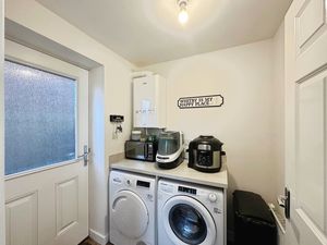 Photo 16- click for photo gallery